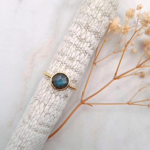 Labradoriet ring gold plated