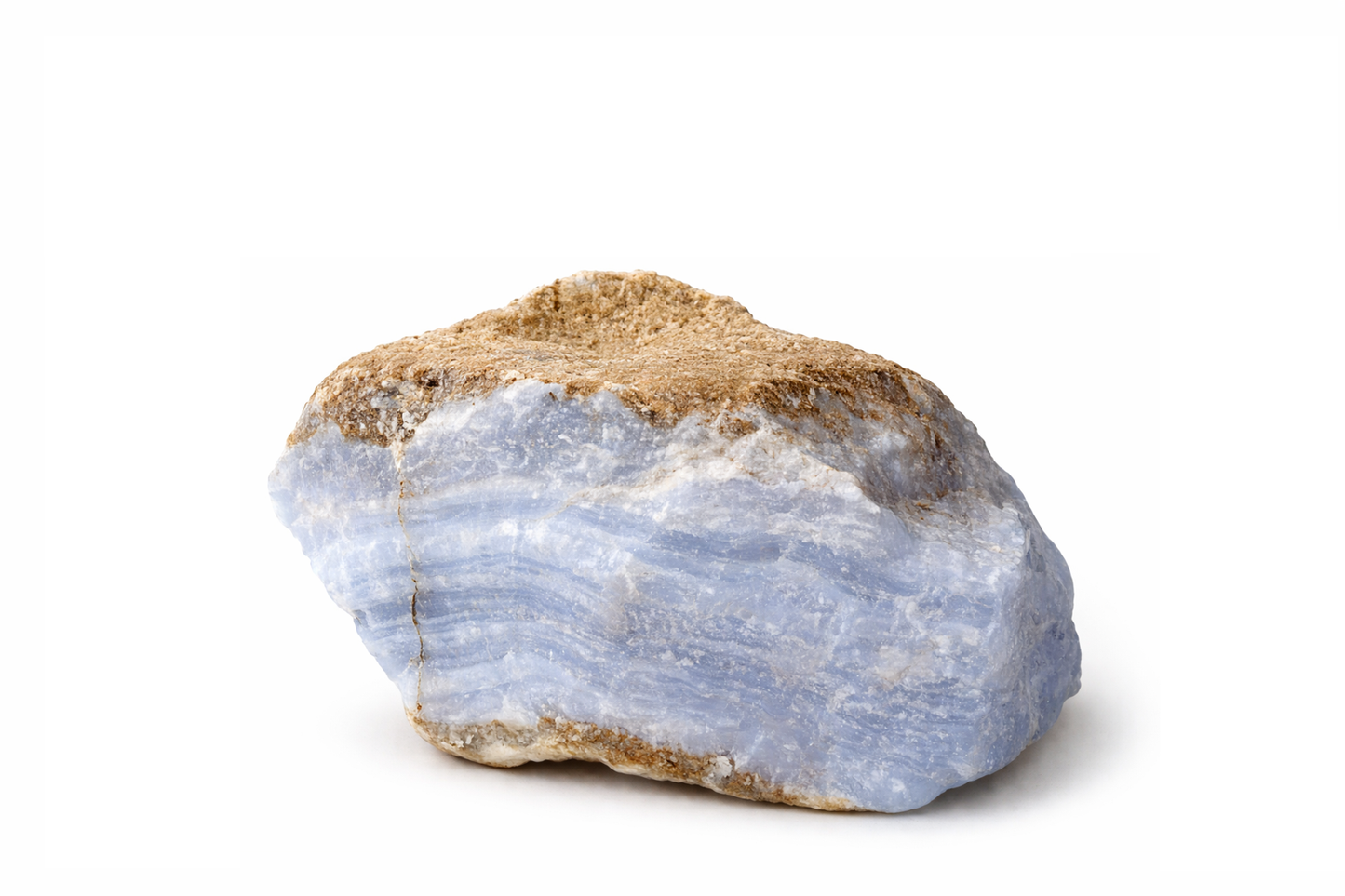 Ruwe chalcedoon op witte achtergrond