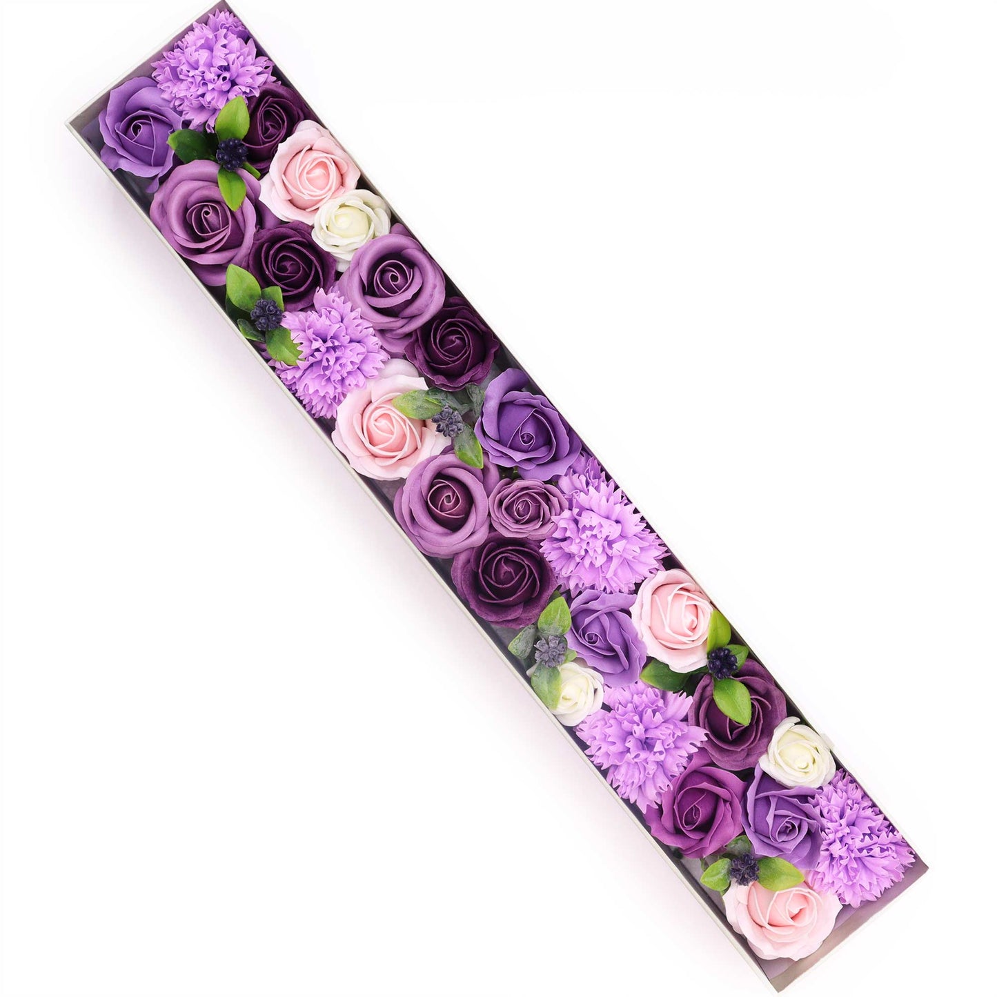 Grote doos met paarse zeepbloemen van lavendel, anjer en roos zonder deksel