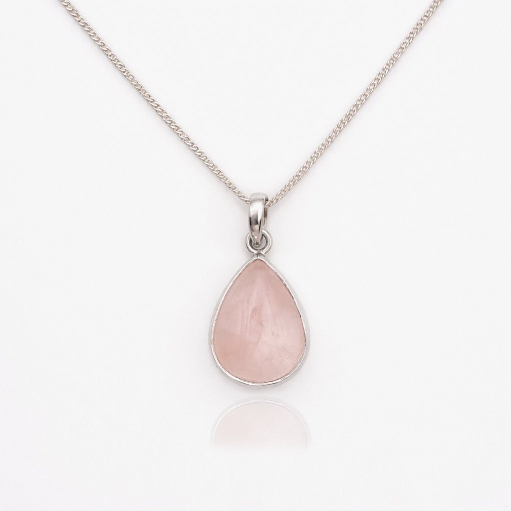 Zilveren rozenkwarts ketting Amelira met druppelvormige hanger